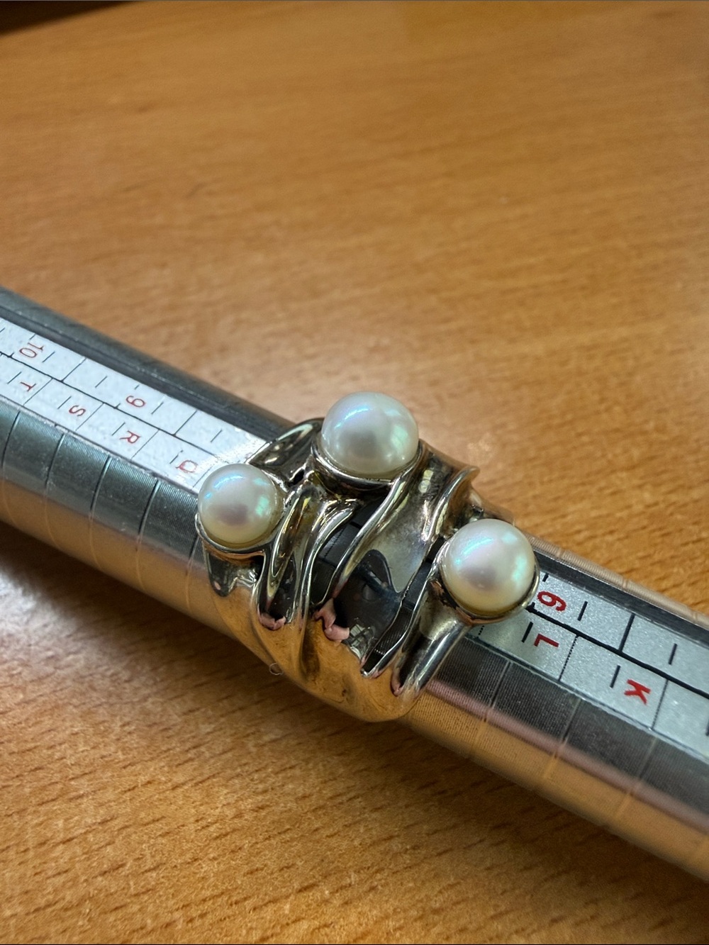Hagit Gorali silver and pearl ring, size 7
